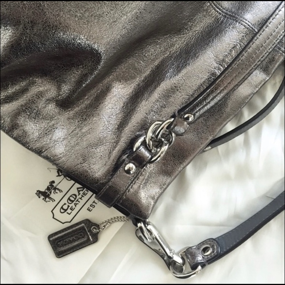 Silver Coach bag - Picture 3 of 4